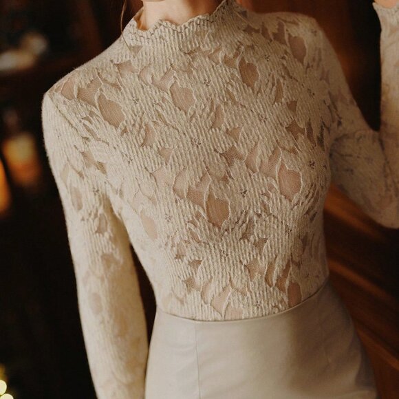 Apricot Elegant Women's Long Sleeve Hollow Out Stretchy T-Shirt - Picture 1 of 8